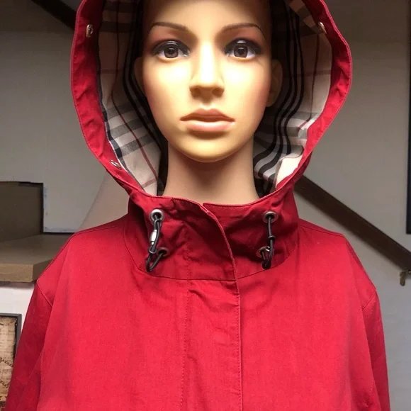 BURBERRY TRENCH COAT - SIZE 10 🎉HOST PICK🎉 10/07/24 - Picture 3 of 15